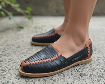 Huarache Sandal ~ All Sizes Boho- Hippie Vintage ~ Mexican Style ~ Colorful Leather ~ Mexican Huaraches