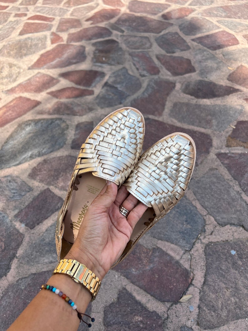 Sandales Huarache pour femmes Toutes les tailles Chaussures bohèmes vintage hippie Style mexicain Huaraches mexicaines Chaussures en cuir mexicaines image 1
