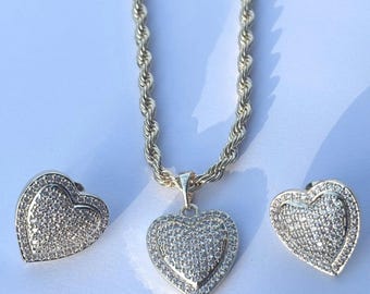 High Quality Gold Plated Heart Jewelry Set – With 18” Rope chain, Heart Pendant & Earring Set for women.