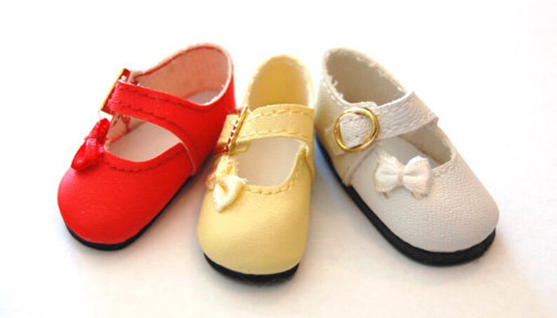 47mm Shoes Buckles and Bows for 10-11 inch Dolls