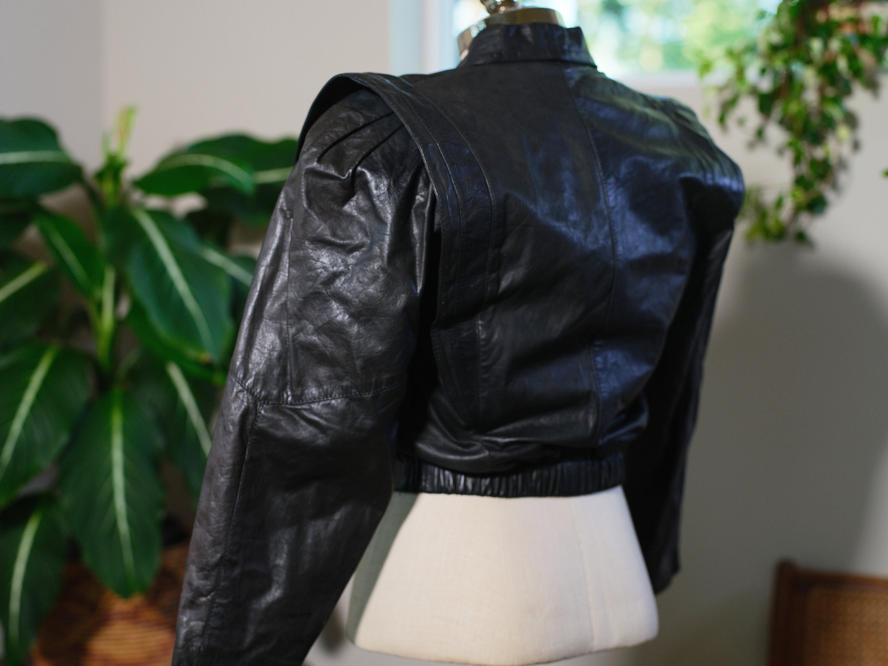 Vintage 1980s Black Leather Jacket Cropped Huge Shoulder