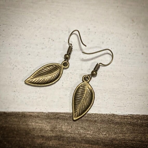 nature lover earrings gemstone chain earrings bronze leaf earrings leaf chain earrings leaf jewelry for woman michigan made jewelry