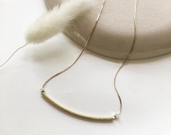 CURVE necklace