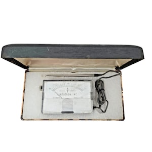 Vintage 1960s Limedtron Electronic Veterinary Animal Temperature Probe Medical Device in its Original Hard Case - NEEDS BATTERY