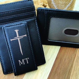Personalized Name Black Money Clip Card Holder, Custom Engraved Magnetic Clip for Bills with ID Window, Husband Gift, Credit Card Holder