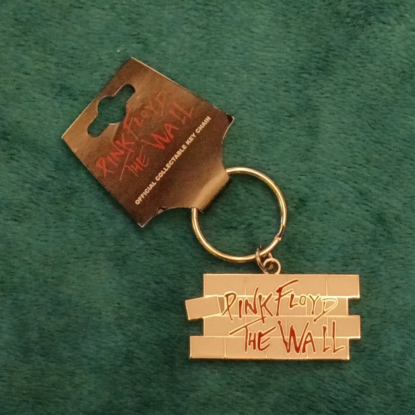 Pink Floyd - The Wall  Metal Keyring (offical Band Merch)