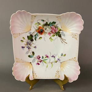 Antique Old Paris Porcelain Shell Molded Hand Painted Floral Bowl Circa 1890