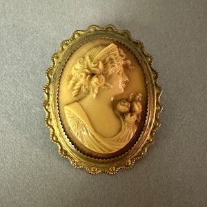 Antique Gold Brass Oval Cameo Portrait Brooch Circa 1900