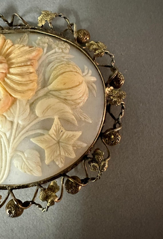 Antique Victorian Carved Shell Cameo Brooch Circa… - image 4