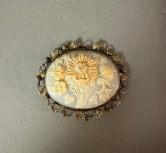 Antique Victorian Carved Shell Cameo Brooch Circa… - image 8