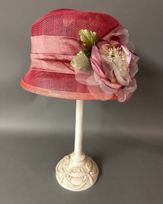 Vintage Style Hopeless Romantic Pink Straw Floral 