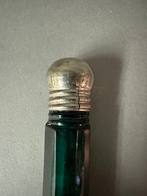 Antique Victorian Emerald Green Art Glass Cologne… - image 6