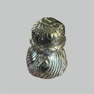 Antique Art Nouveau Rogers Bros. Ornate Silver Plate Floral Repousse Tea Caddy Circa 1900