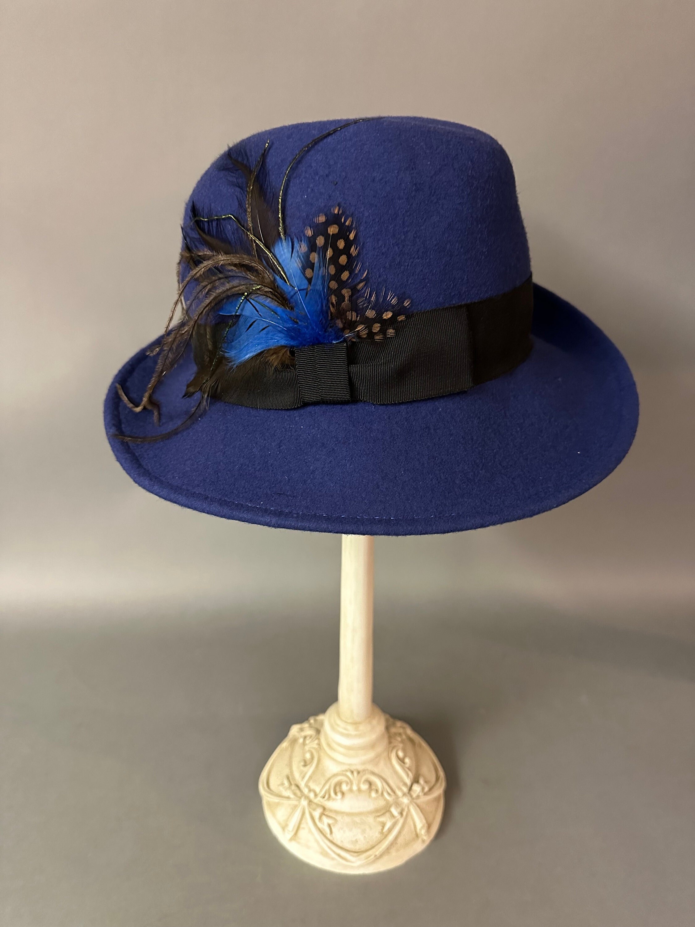 ✨Vintage Rare Uno Alla Volta Felt Fedora Hat Vintage Style Uno Alla Volta Navy Blue Fedora Small Brim Hat  main image 4