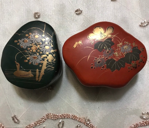 Two Vintage Papier Mache Japanese Jewelry Presenta