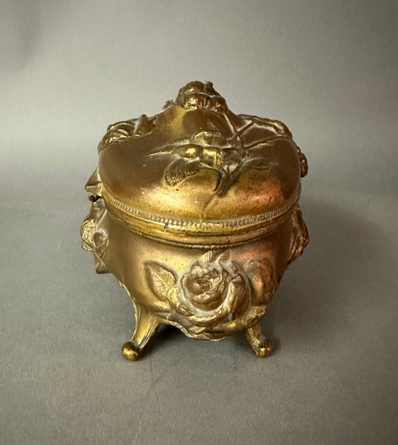 Art Nouveau Bronzed Metal Jewel Box Circa 1900 - image 4