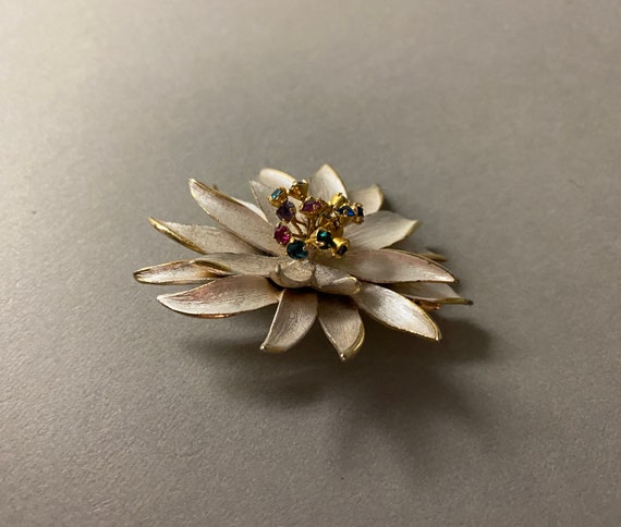 Vintage Kramer Flower Brooch Pin Circa 1950 - image 3