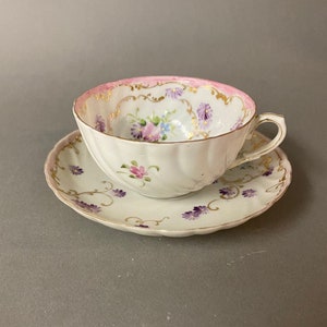 Vintage Fine China Porcelain Swirl Molded Hand Painted Floral &Gilt Tea Cup