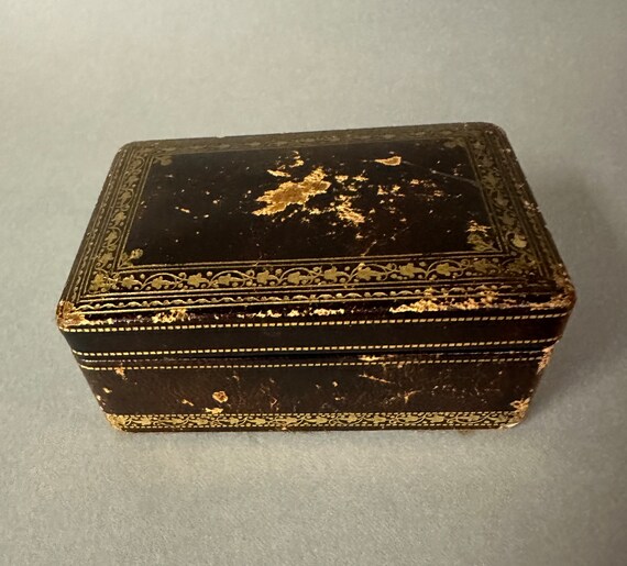 Antique Tooled Leather Jewelry Presentation Box C… - image 9