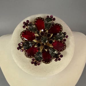Vintage Red Rhinestone Flower Costume Jewelry Brooch Pin