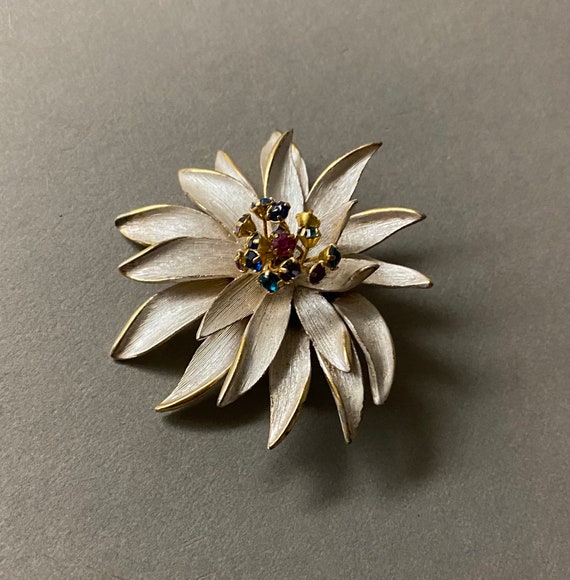 Vintage Kramer Flower Brooch Pin Circa 1950 - image 2