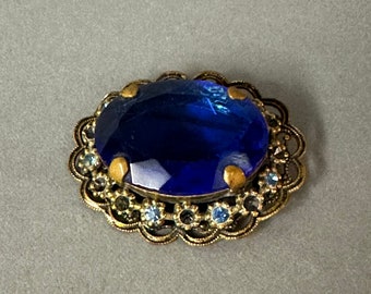 Antique Art Nouveau Blue Faceted Glass Brass Filigree Brooch C Clasp Pin