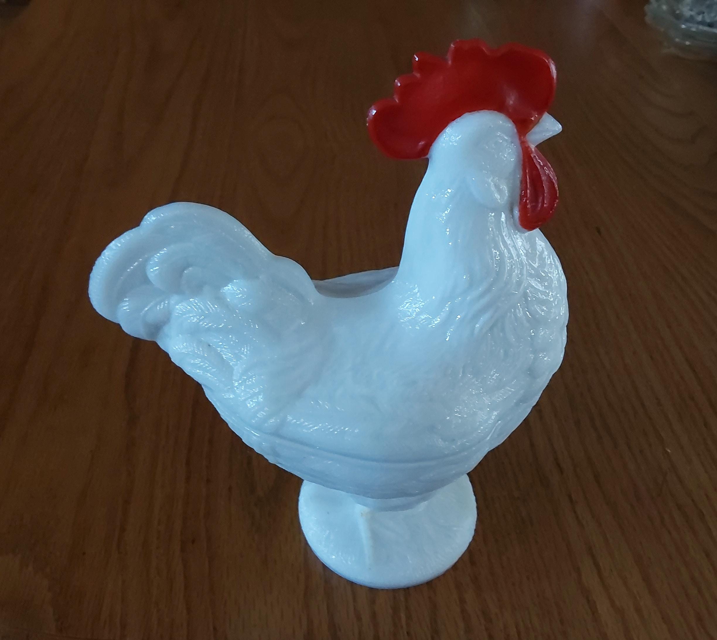 In Amazing Pre-owned Condition, a White Milk Glass, Standing 2