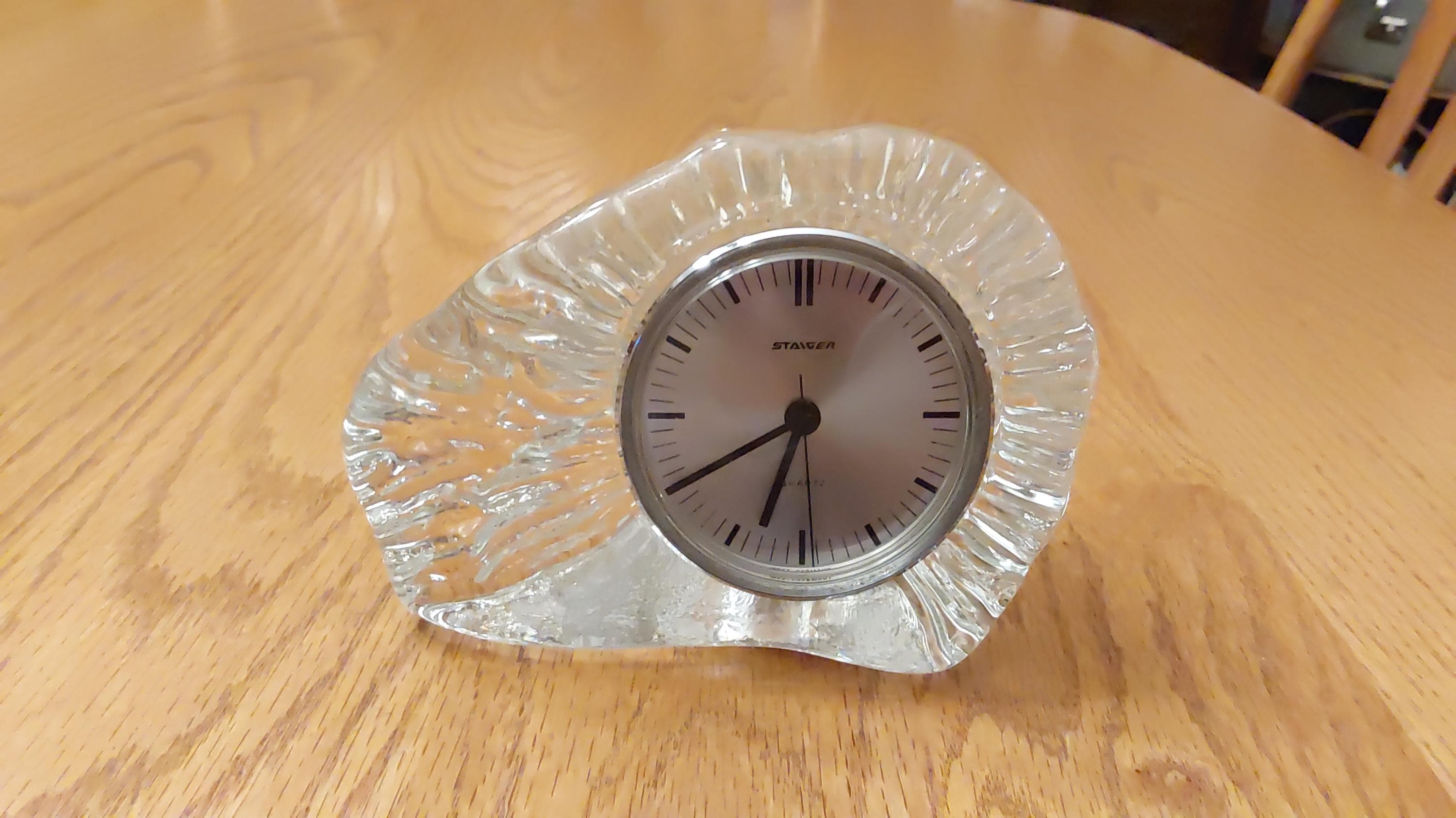 Working Staiger Quartz Movement Desk or Mantle Clock in a Textured