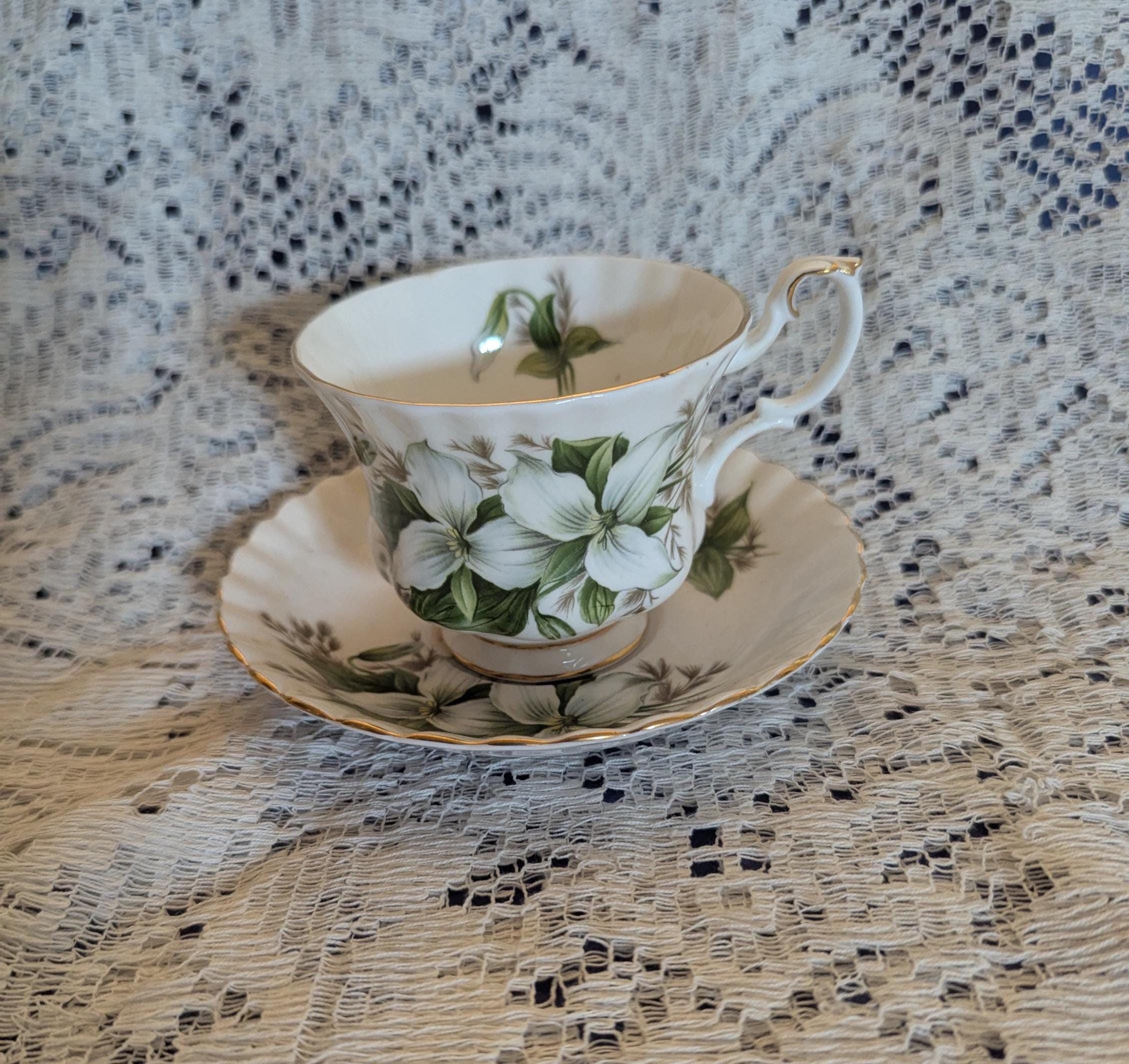 Royal Albert Flower - Etsy
