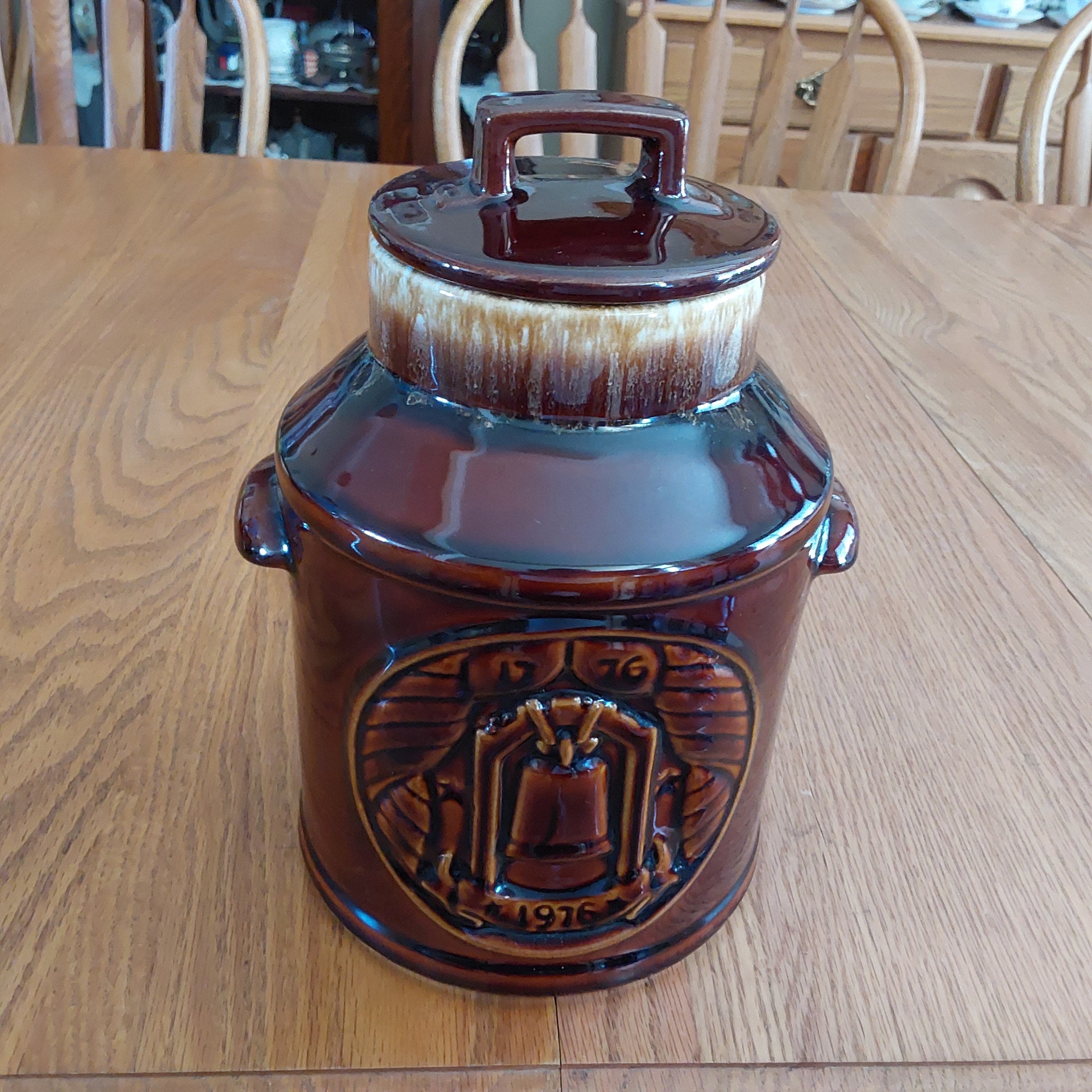 A Brown Drip Glazed Mccoy Pottery Stoneware Bicentennial Cookie