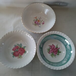 Selling as a set of 3 Lusterware serving bowls, attributed to Yamatsu china with different floral designs and a gold rim.  Bowl 808