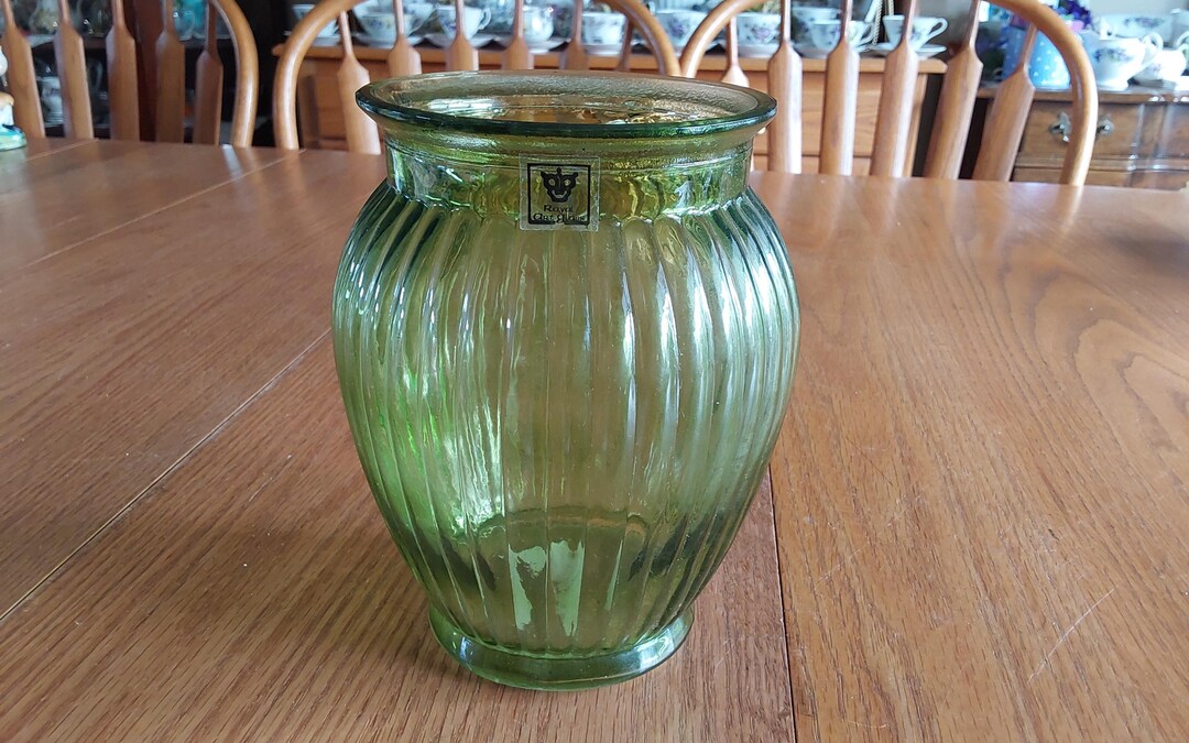 A Labeled Royal Art Glass 7.25