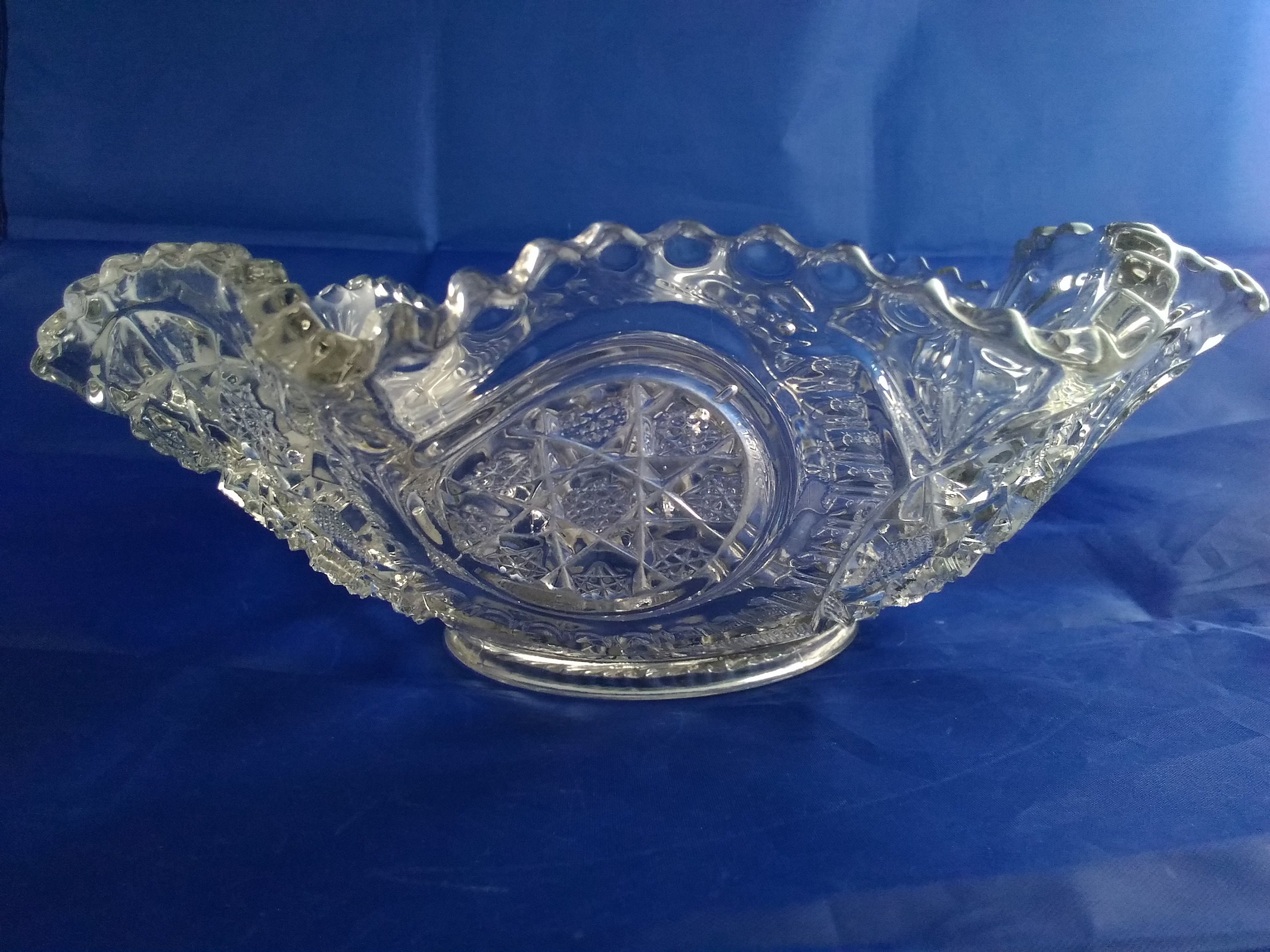 A Vintage Serving Bowl With a Ruffled Scalloped and Multiple Etsy UK