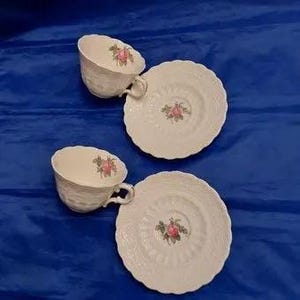 Spode Jewel Copeland 2 cups and 2 saucers in the Billingsley Rose pattern from the 1920s, that were made in England.  DWS 594