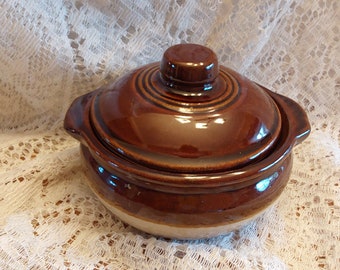 【mkuさま】old pottery ❀ ふんわりしっぽ赤茶色のリスさん Marked Monmouth Potteries,with the Maple Leaf Insignia on the Base