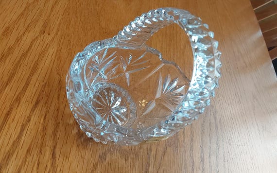 A Small Princess House Crystal Basket From the 1980s That is 24