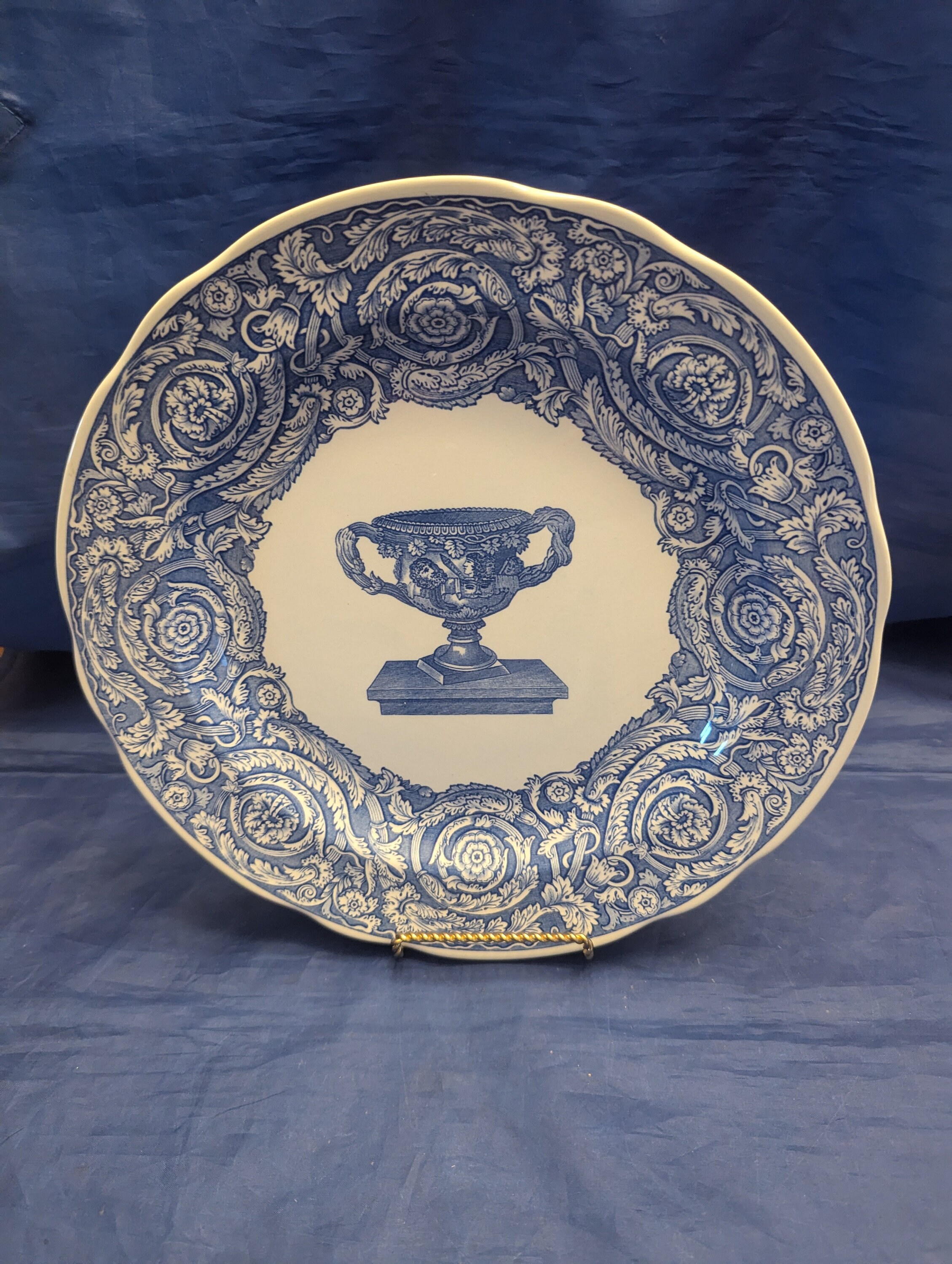 Spode Blue Room Collection, is a 10