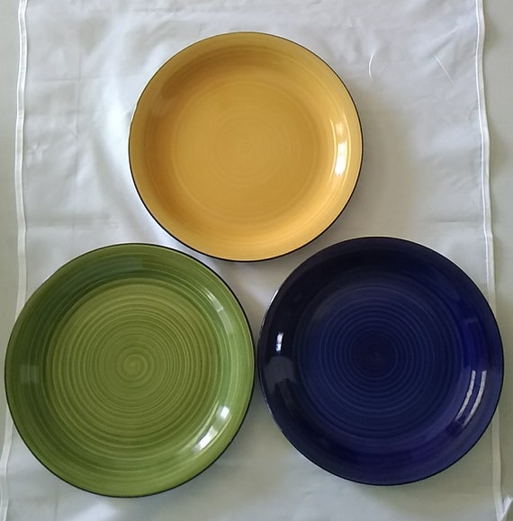 A Set of 3 10.5 Gibson Dinner Plates in Their Swirled Etsy