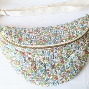 Quilted floral cotton fanny pack