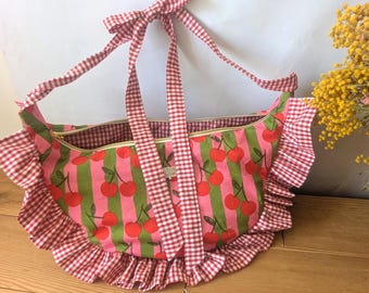 Half-moon crescent moon bag with tie, printed cotton with cherries and red gingham
