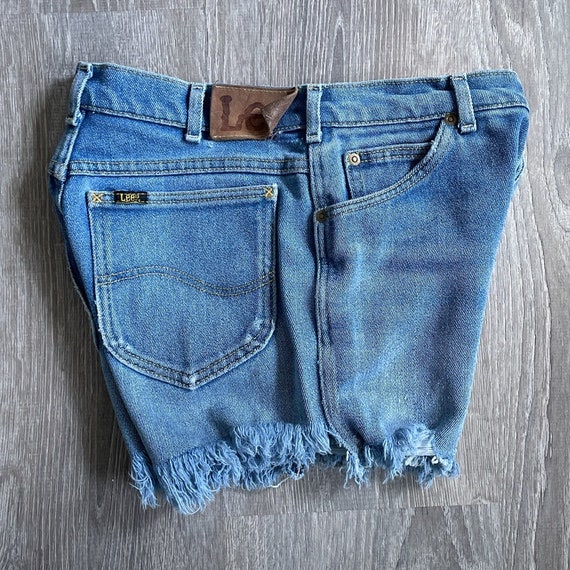 LEE Blue Denim Jean Shorts - Vintage 70's Faded d… - image 3