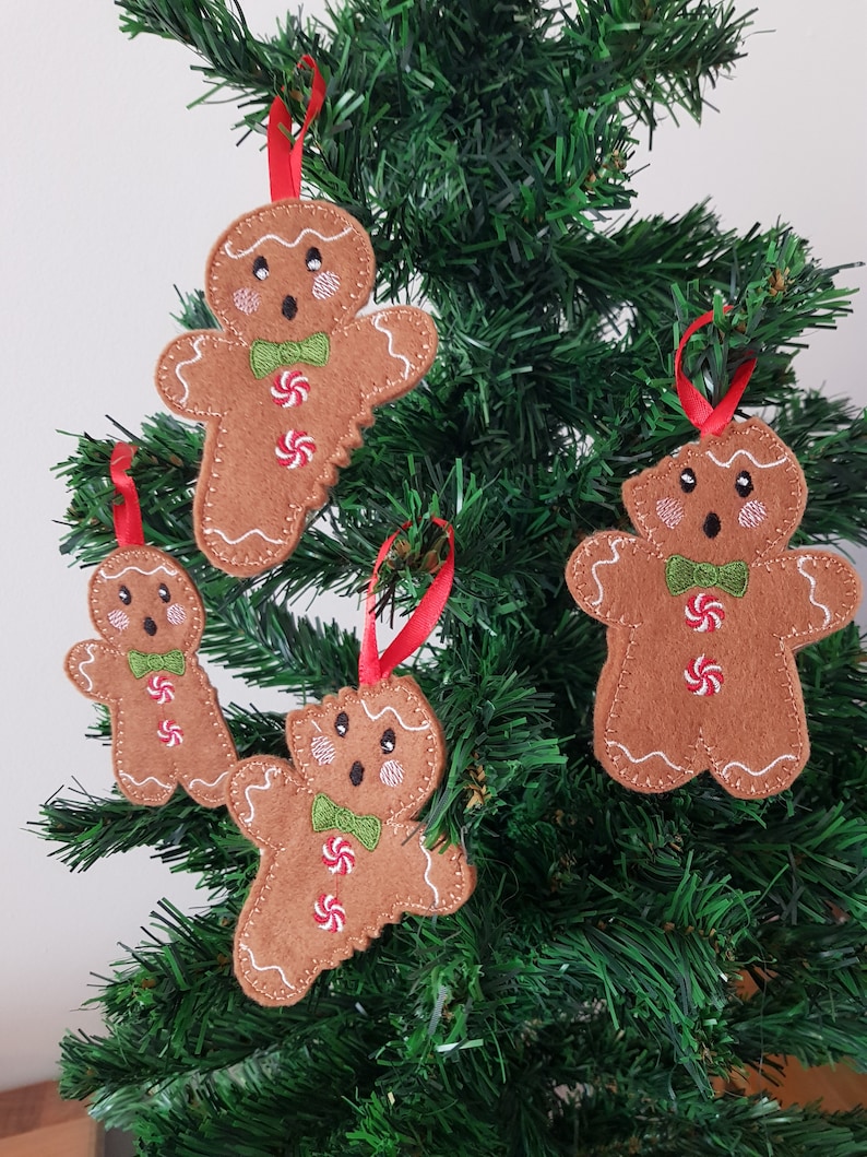 Mens Christmas Decorations 