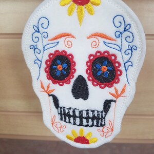 sugar skull, felt decoration, tree hanger