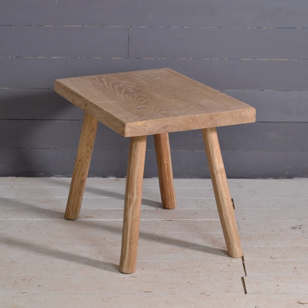 Petite table en chêne massif, bout de canapé, banc d'intérieur en bois