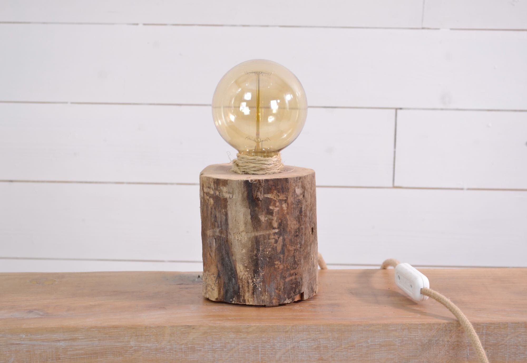 Petite Lampe de Table en Bois Flotté avec La Corde, à Poser Type Edison