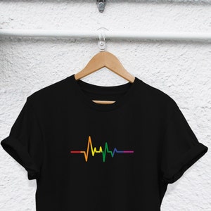 Regenbogen ecg Shirt Regenbogen Gay Tshirt Gay Pride Shirt schwules Tshirt Lesben Shirt lgbtq Shirt Stolz Shirt LGBTQ Pride Tshirts Gay Symbol Tshirt
