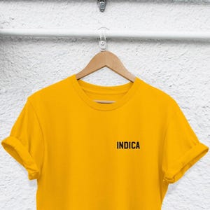 Camiseta de cannabis: Diseño Indica - Estampado de algodón duradero imagen 1
