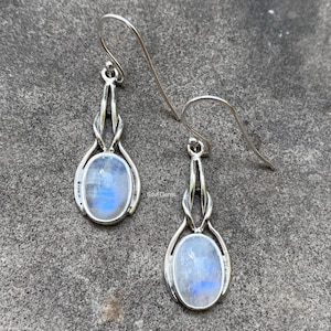 Natural Rainbow Moonstone 925 Sterling Silver Celtic Earring Blue Flash High Quality Moonstone Blue Iridescence Gemstone June Birthstone