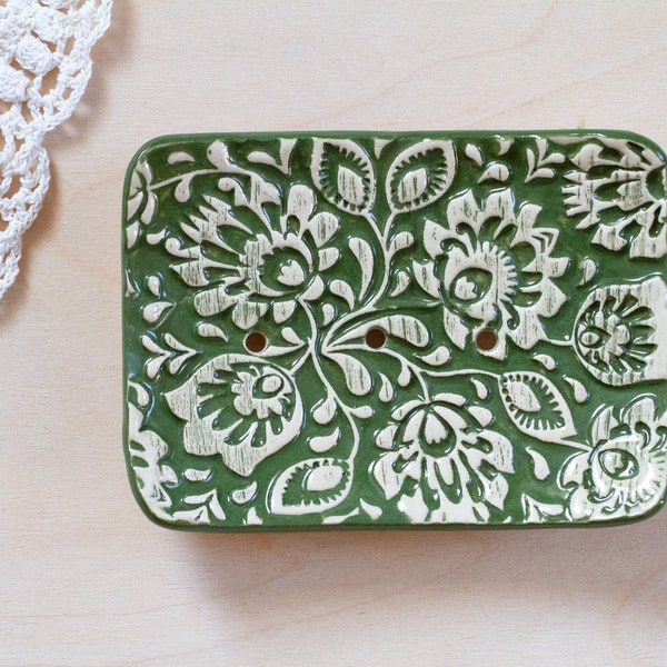 Green Ceramic Soap Dish | Soap Holder | Pottery Soap Dish | Bathroom Decor | Home Gift | Floral Pattern