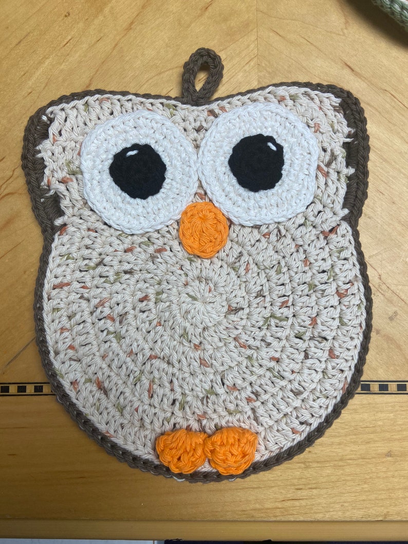 PREORDER Crocheted Owl Potholders, hotpads hibou, décor de cuisine au crochet, décor de hibou, cottagecore, décor boho image 6